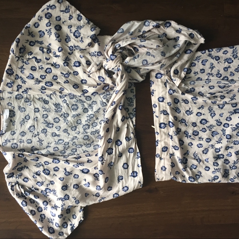 Two Piece Set - Picture 2 of 3